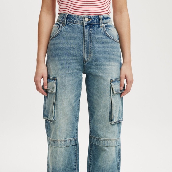 NWT Cotton On - Curvy Cargo Wide Jean - Smokey Black Color - NO WAIST GAP - Picture 6 of 7